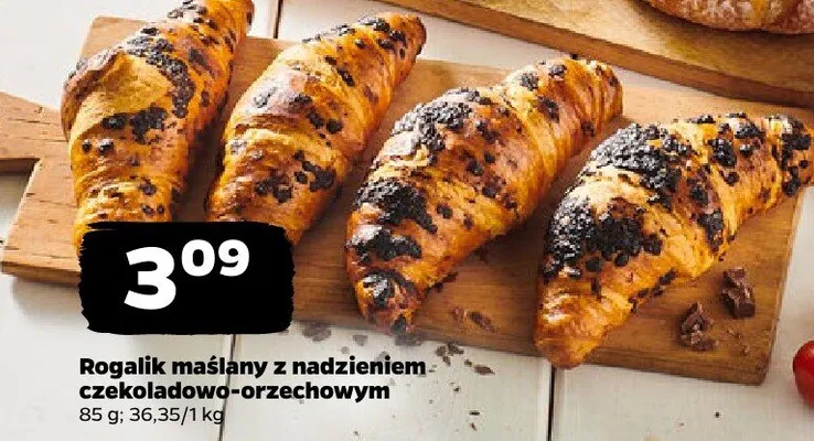 Rogalik maślany z nadzieniem czekoladowo-orzechowym promocja w Netto
