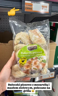Bułeczki pizzowe z mozzarellą i masłem ziołowym Dermaris promocja w Biedronka