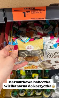 Babeczka Wielkanocna do koszyczka marmurkowa promocja w Biedronka