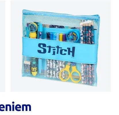Piórnik z wyposażeniem Stitch 19 elementów promocja w Action