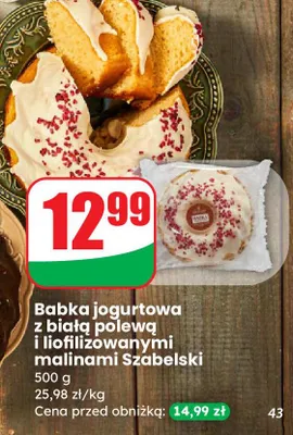 Babka jogurtowa z białą polewą i liofilizowanymi malinami Szabelski promocja w Dino