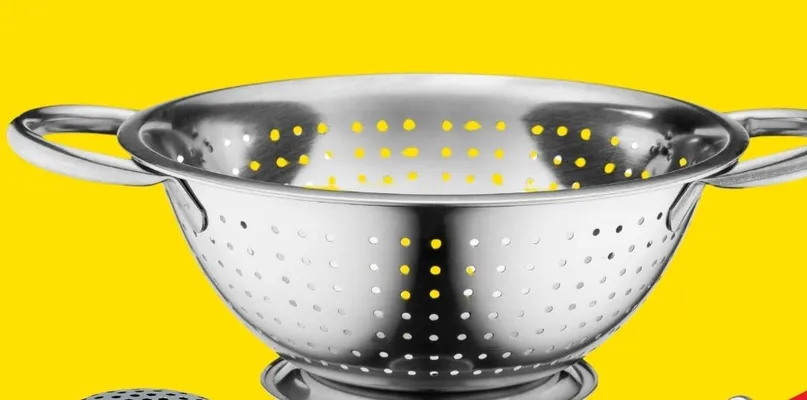 Durszlak z uchwytami promocja w Bricomarche