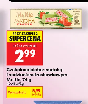 Czekolada biała z matchą i nadzieniem truskawkowym Meltié promocja w Biedronka